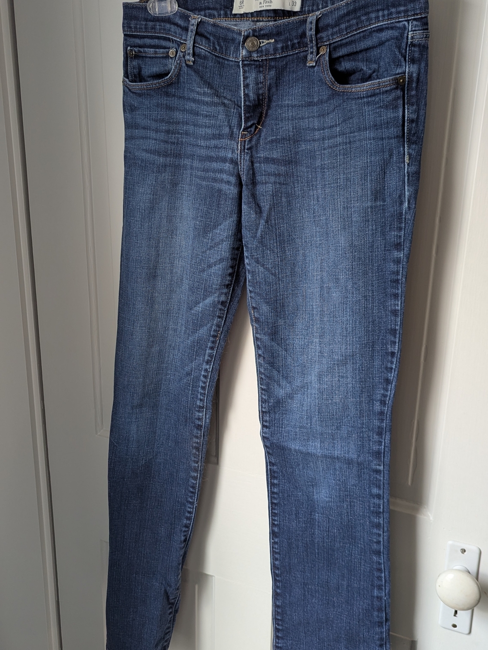 Abercrombie & Fitch Dark Blue Skinny Jeans